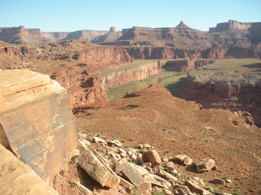 1st stop - Dead Horse Point in the distance