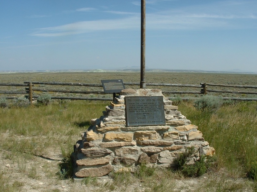 Tri-Territory Monument