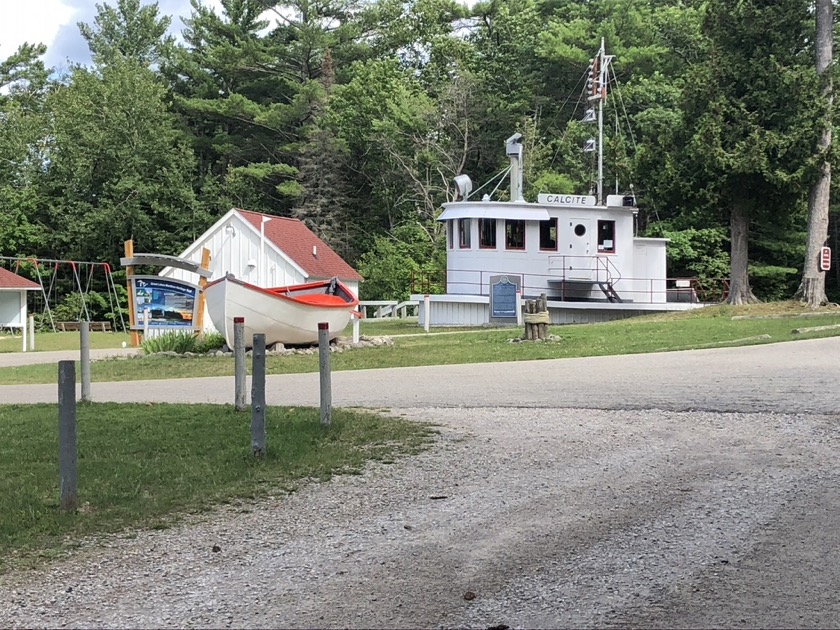 40 Mile Point Lighthouse