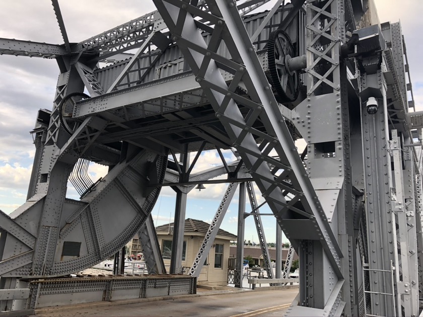 Sturgeon Bay Bridge