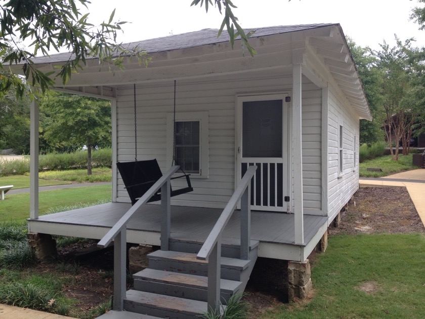 Elvis Birthplace