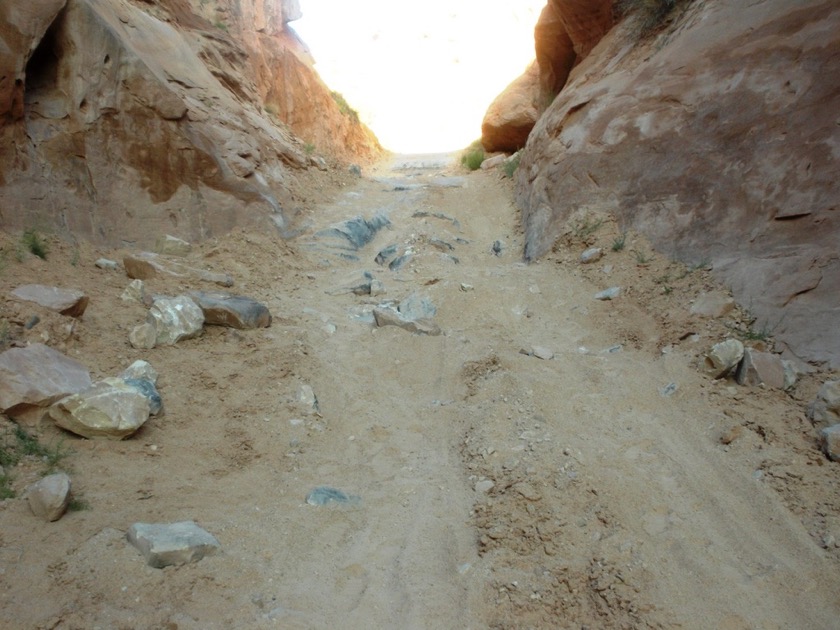 Long Canyon Rd - Trouble