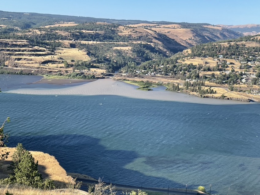 Columbia River & mouth of Klickitat River