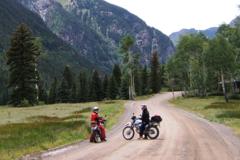 Going up Cinnamon Pass