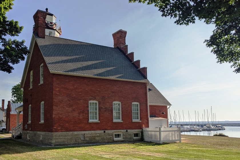 Port Salinac Lighthouse