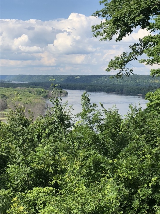 MS River Overlook