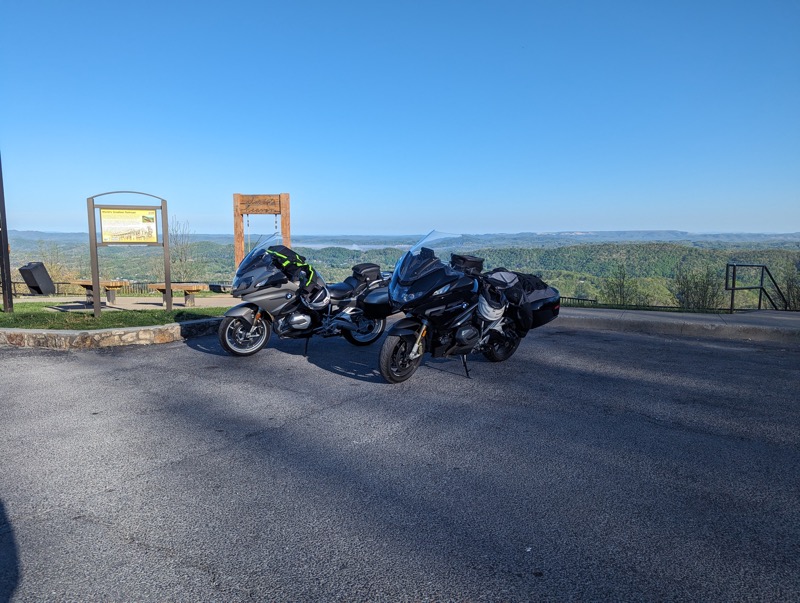 East Rim River Overlook